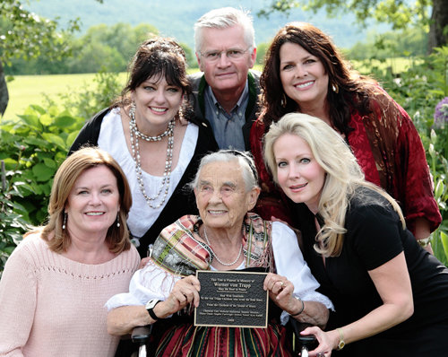 Heather, Angela, Duane, Debbie, Kymj with Maria von Trapp Family Reunion - Trapp Lodge, Stowe, Vermont 2009