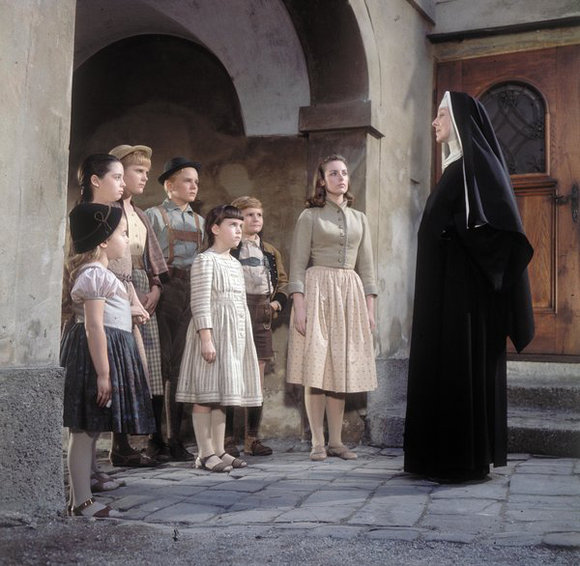 The real Nonnburg Abbey and the beautiful Anna Lee